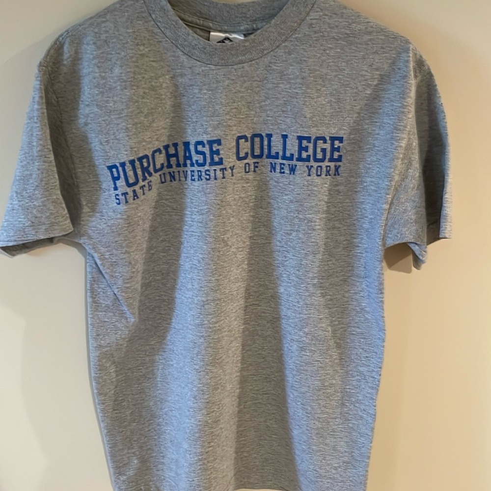 Unisex medium Purchase College T-shirt